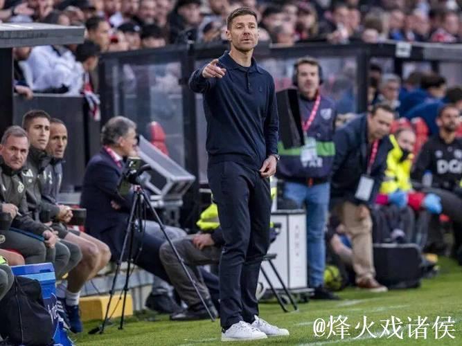 穆里尼奥收首胜,力克四冠王皇马,欧冠走向显露 穆里尼奥收首胜,力克四冠王皇马,欧冠走向显露